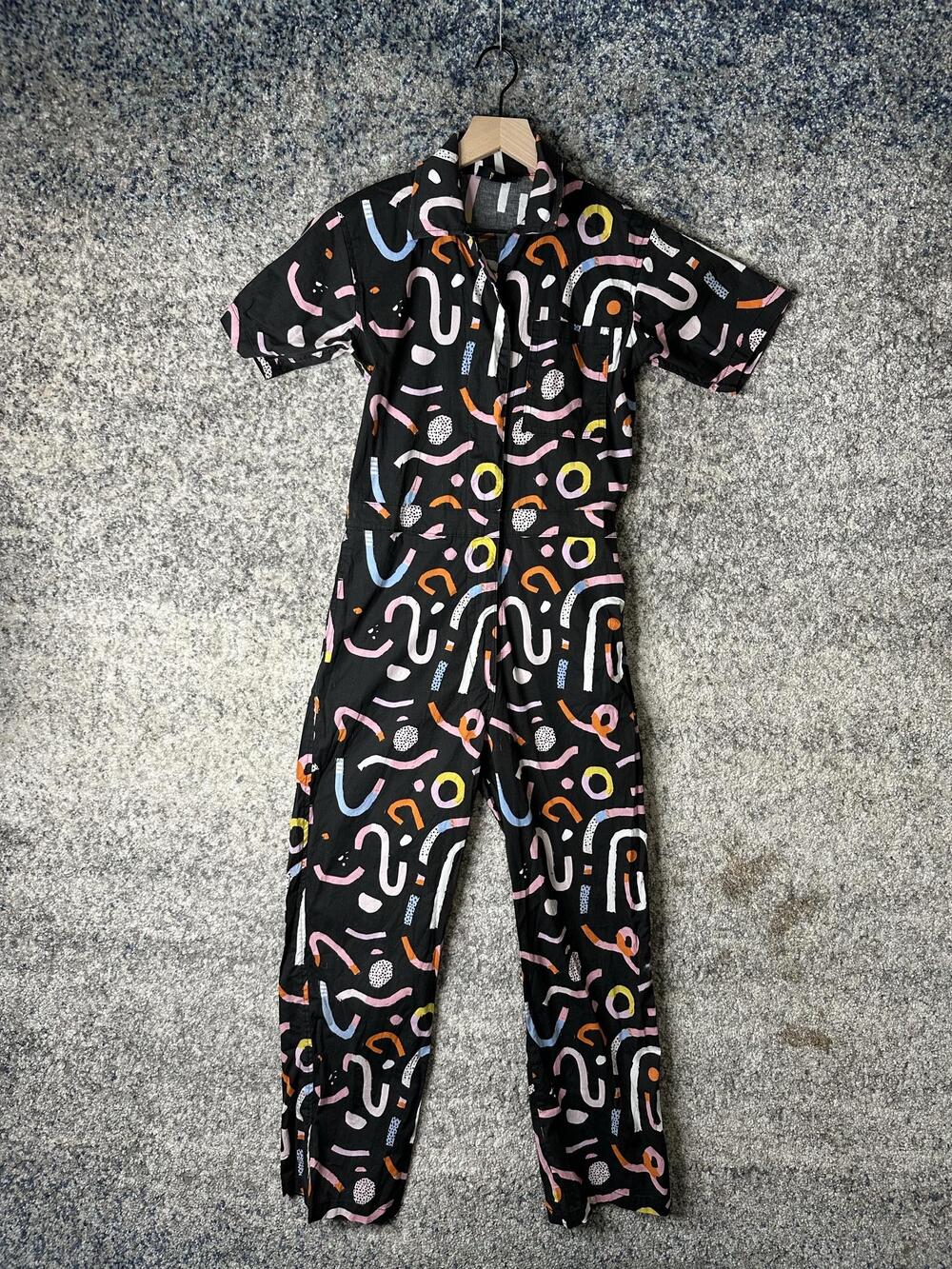 Nooworks Jumpsuit Womens XS Black Multicolor Abstract Allover Print Short Sleeve